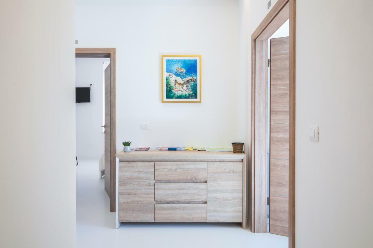 Twins Idola Apartments Pula Extérieur photo